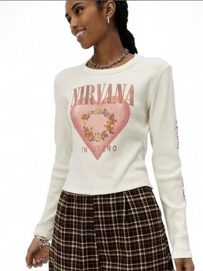 Daydreamer Nirvana Heart Long Sleeve Thermal Top XS Vintage Grunge 90's Band Tee